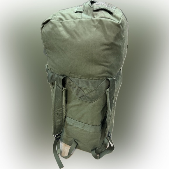 Improved Duffel Bag, OD Green, USGI Issue Duffle Back Pack | 846501604654 | EUC - Picture 2 of 8